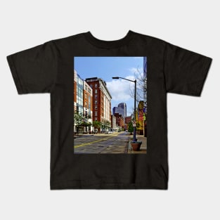 Pittsburgh PA - View Down Ninth Street Kids T-Shirt